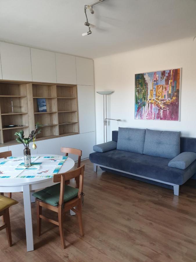 Apartment Штокерау Екстер'єр фото