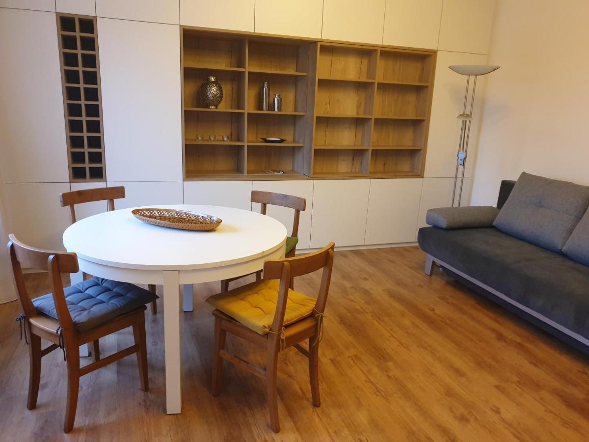 Apartment Штокерау Екстер'єр фото